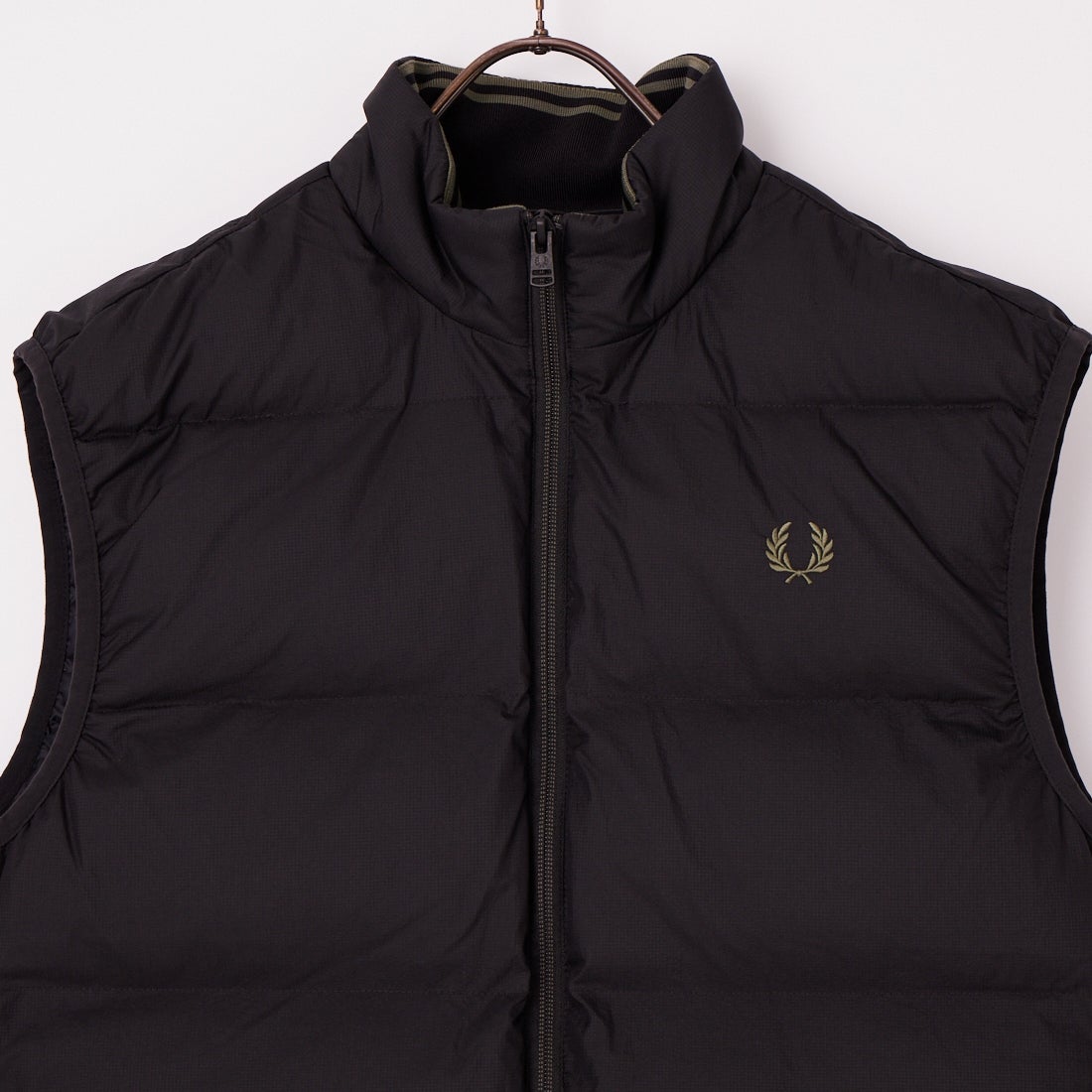 FRED PERRY [フレッドペリー] INSULATED GILET [J8522] 184 BLACK