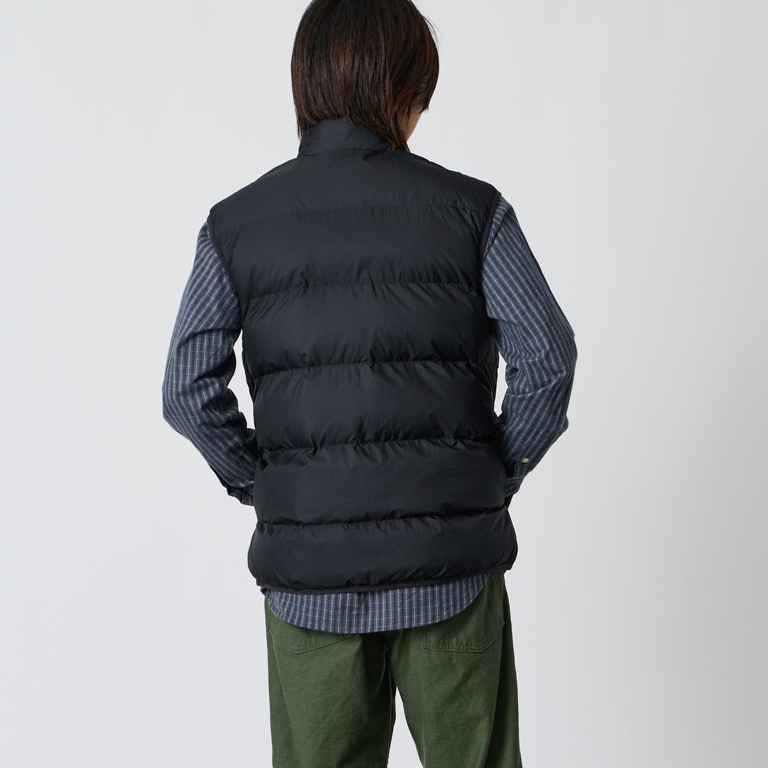 FRED PERRY [フレッドペリー] INSULATED GILET [J8522] 184 BLACK &&モデル身長：177cm 着用サイズ：L&&