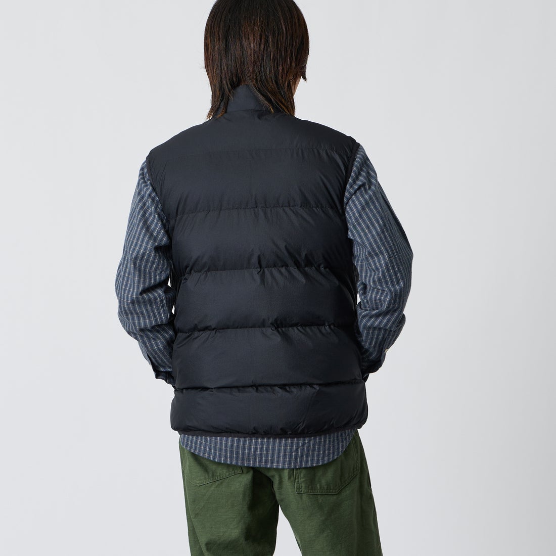 FRED PERRY [フレッドペリー] INSULATED GILET [J8522] 184 BLACK &&モデル身長：177cm 着用サイズ：M&&