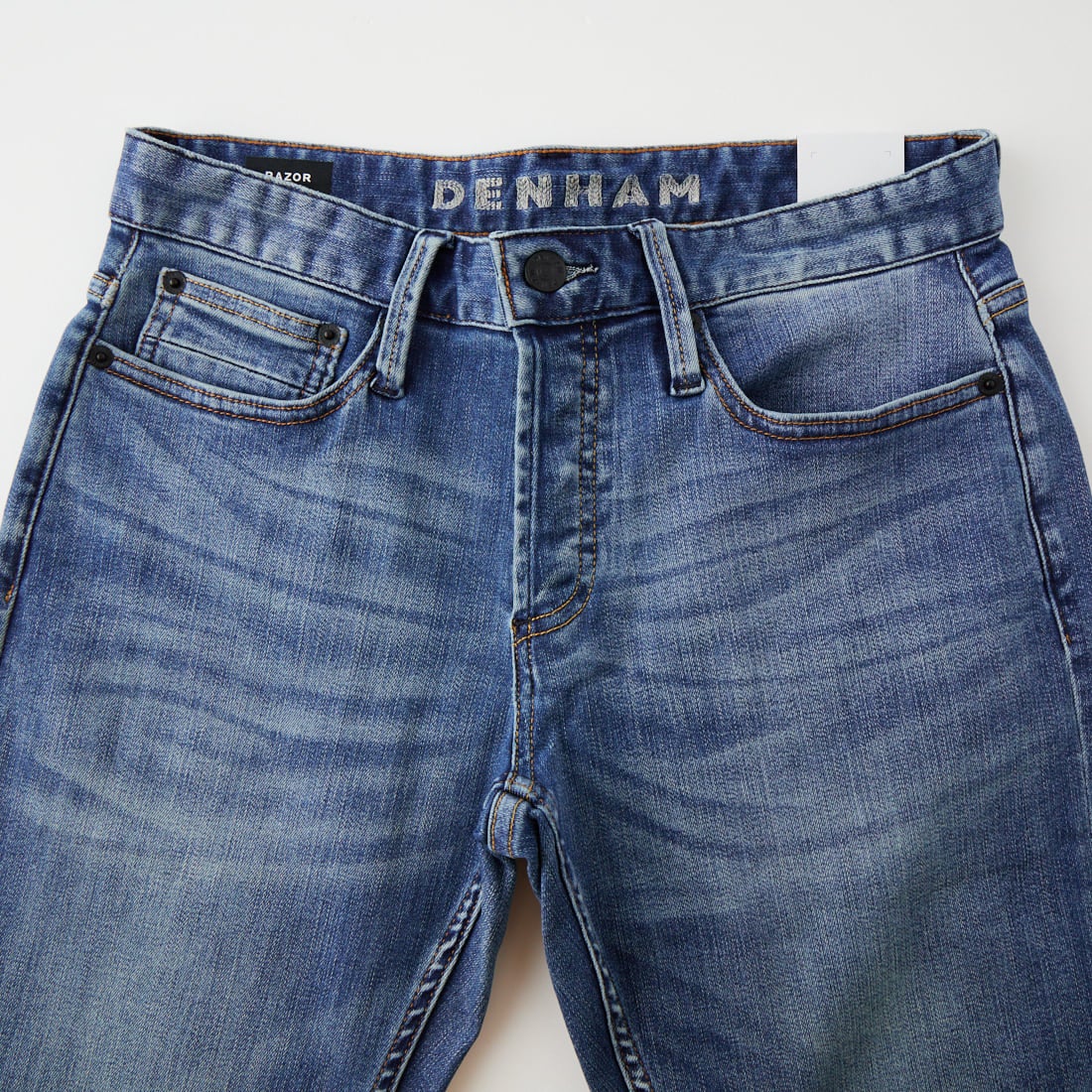 DENHAM [デンハム] スリムフィットジーンズ RAZOR [RAZOR-FMMBI] MID BLUE