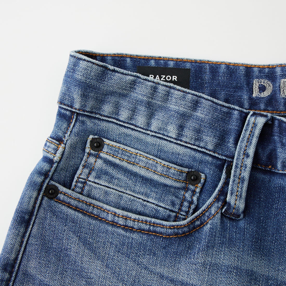 DENHAM [デンハム] スリムフィットジーンズ RAZOR [RAZOR-FMMBI] MID BLUE