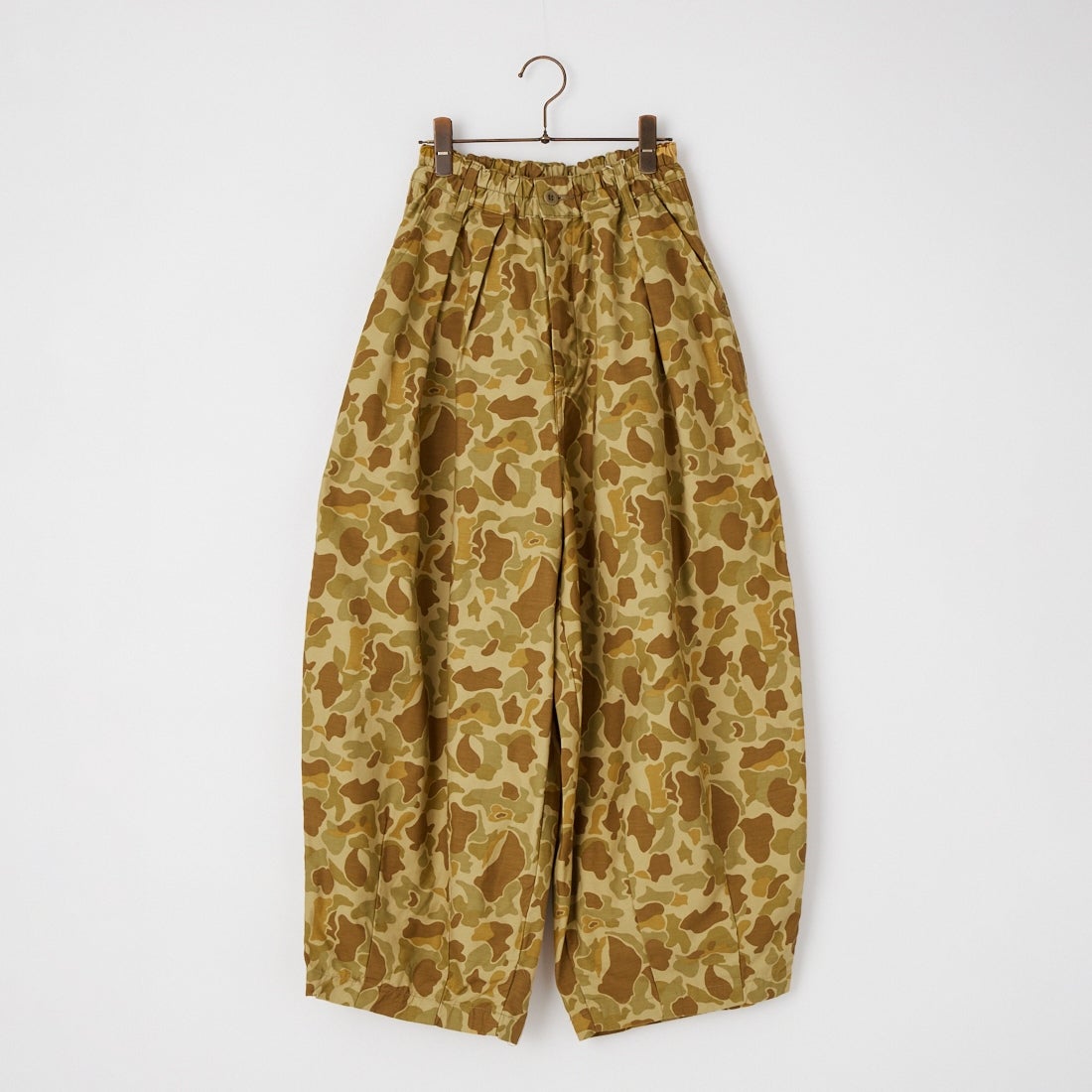 302 D.CAMO