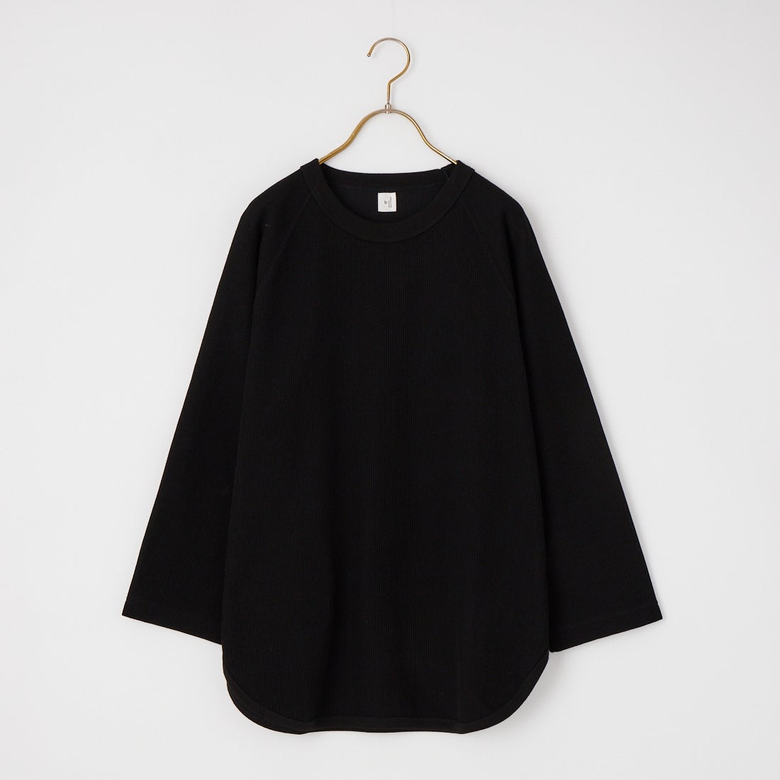 04 BLACK