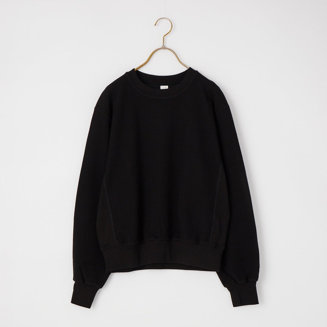04 BLACK