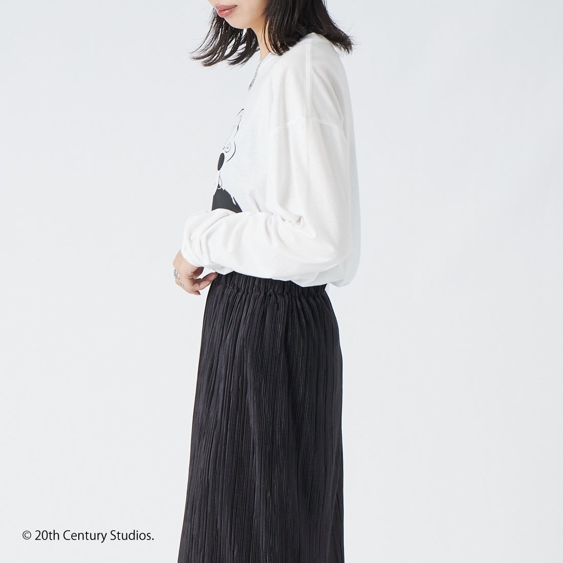 GOOD ROCK SPEED [グッドロックスピード] アートロングスリーブTシャツ [26FOX213W] WHITE &&モデル身長：162cm 着用サイズ：F&&