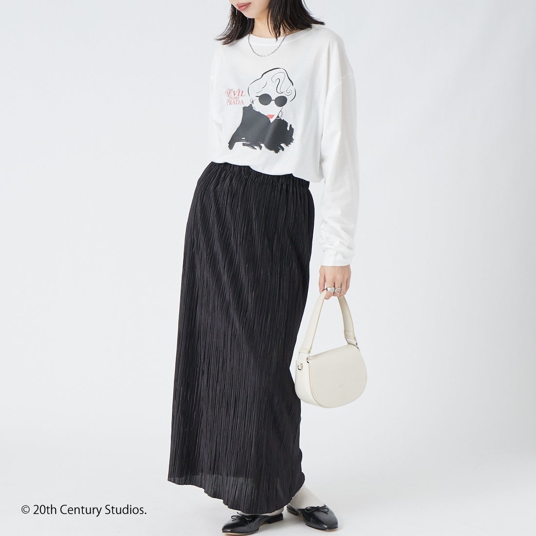 GOOD ROCK SPEED [グッドロックスピード] アートロングスリーブTシャツ [26FOX213W] WHITE &&モデル身長：162cm 着用サイズ：F&&