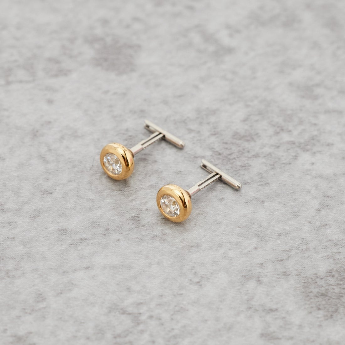 Baqless [バックレス] オネスティ オーラゴールドピアス [CZ-AU-YG] GOLD