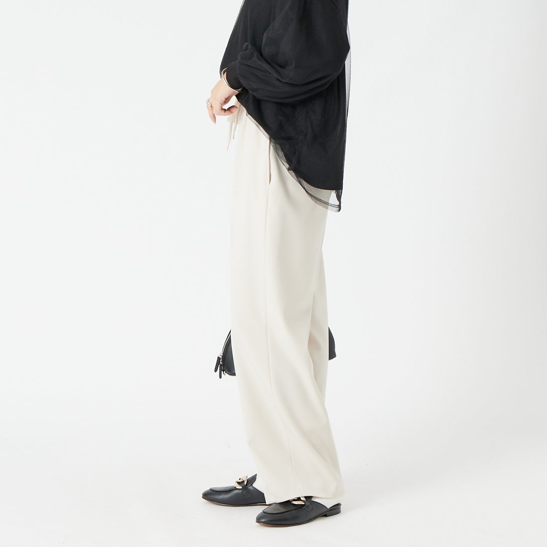 Jeans Factory Clothes [ジーンズファクトリークローズ] 杢調ツイルストレッチワイドパンツ [J-4652] OFF BEIGE &&モデル身長：162cm 着用サイズ：36&&