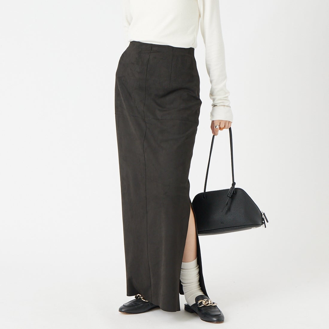 BLACK&&モデル身長：162cm 着用サイズ：36&&