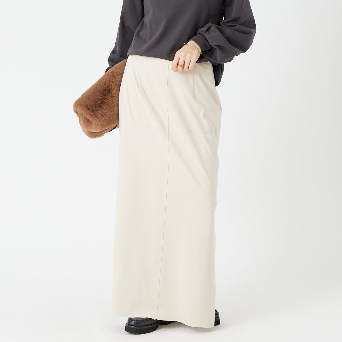 Jeans Factory Clothes [ジーンズファクトリークローズ] フェイクスエードタイトスカート [J-4974] OFF &&モデル身長：162cm 着用サイズ：38&&