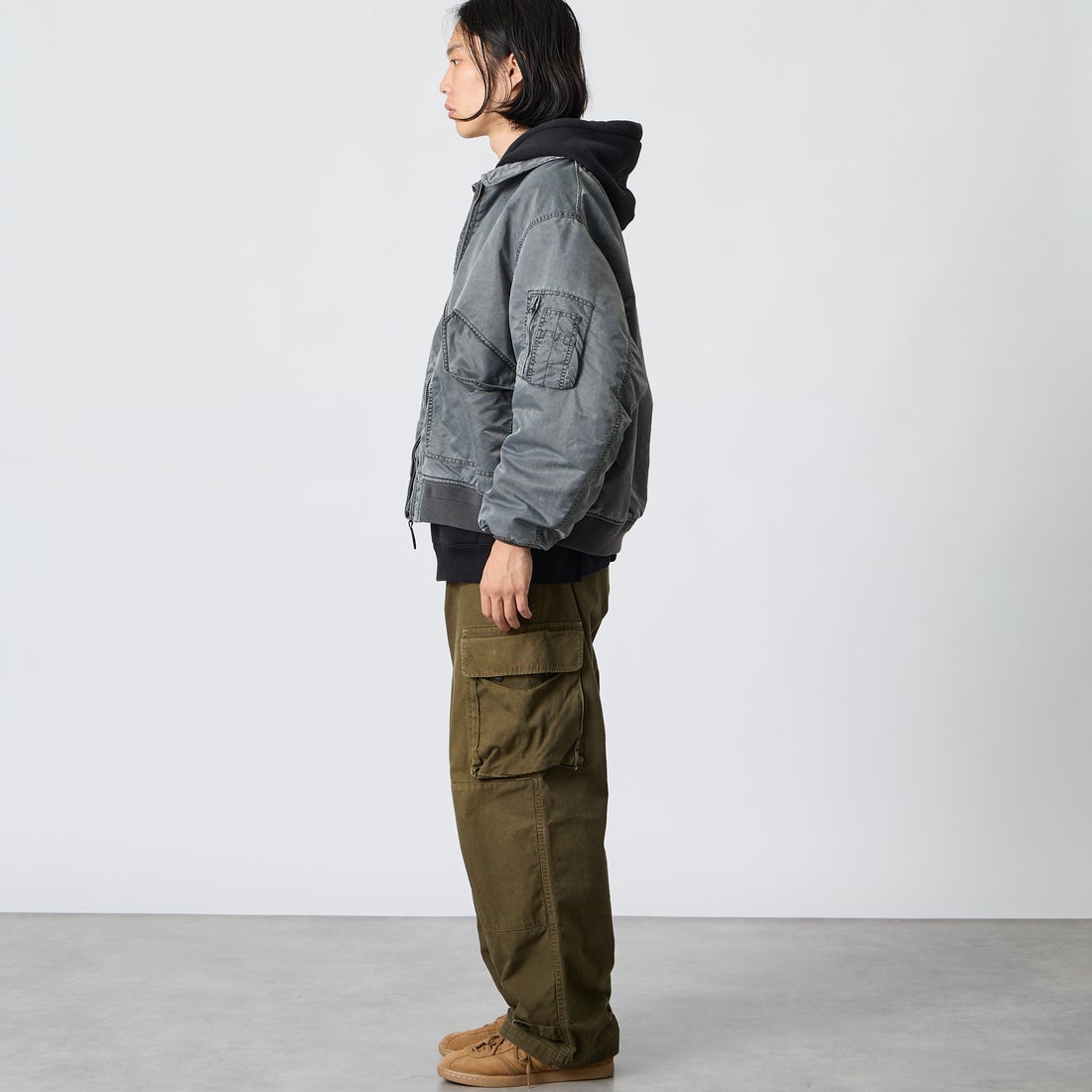 FIDELITY [フィデリティ] 別注 ヴィンテージウォッシュ CWUフライトジャケット [1640-26775903-JF] BLACK &&モデル身長：175cm 着用サイズ：L&&