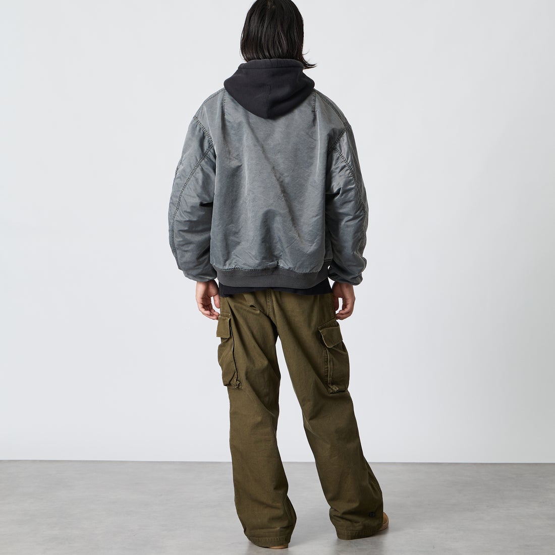 FIDELITY [フィデリティ] 別注 ヴィンテージウォッシュ CWUフライトジャケット [1640-26775903-JF] BLACK &&モデル身長：175cm 着用サイズ：L&&