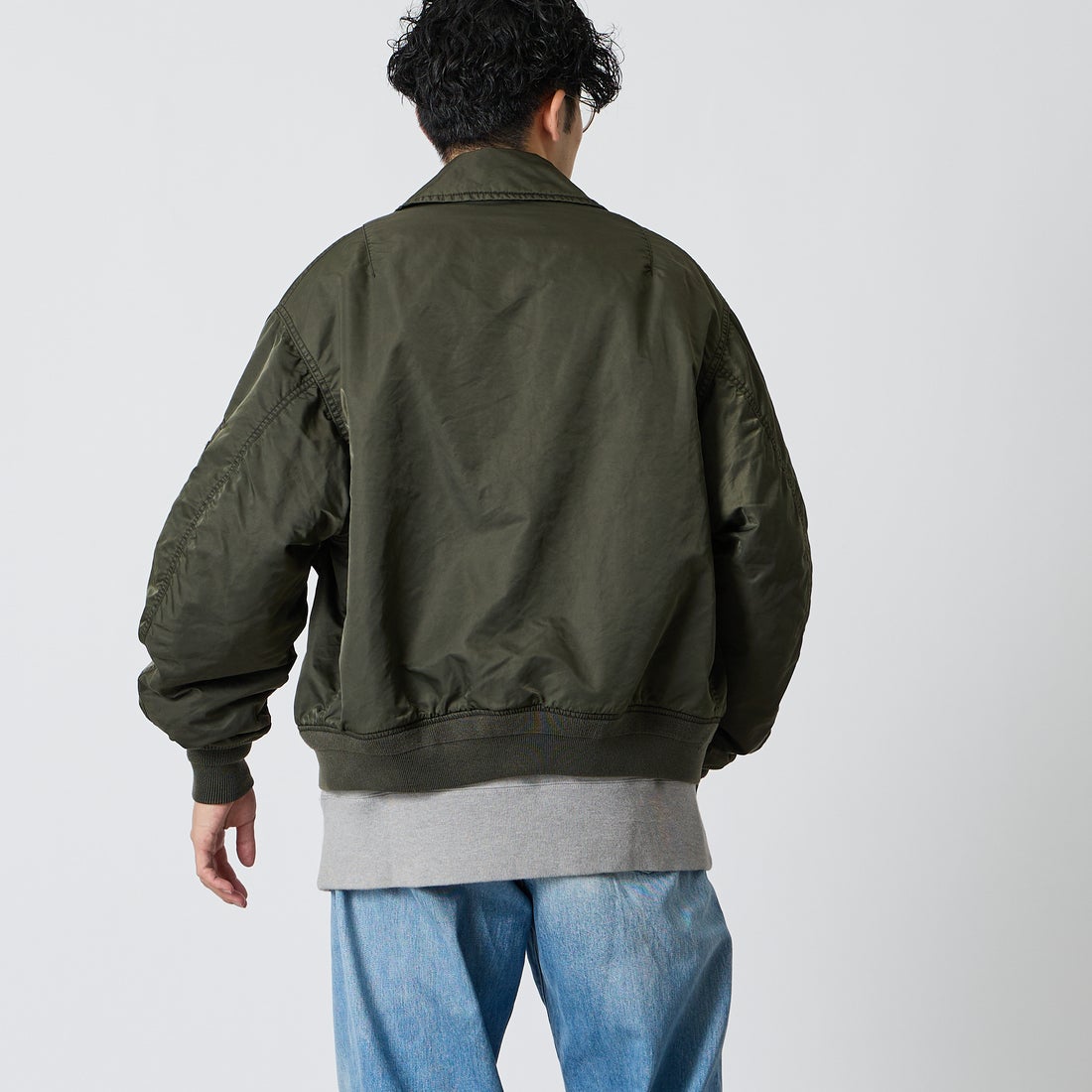 FIDELITY [フィデリティ] 別注 ヴィンテージウォッシュ CWUフライトジャケット [1640-26775903-JF] D.OLIVE &&モデル身長：168cm 着用サイズ：M&&