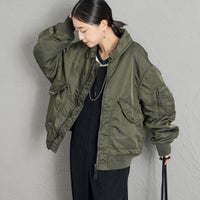 D.OLIVE&&モデル身長：150cm 着用サイズ：S&&