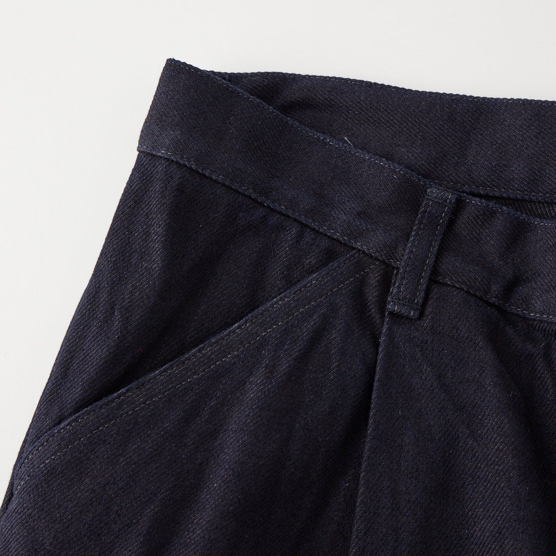 STILL BY HAND [スティルバイハンド] 12oz デニムディープタックパンツ [DN01263] DARK NAVY