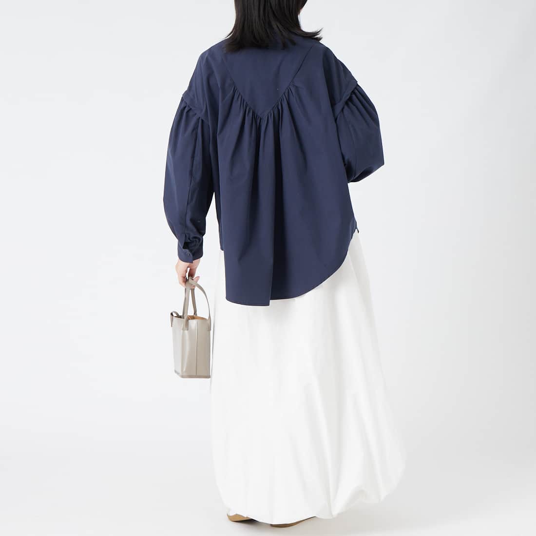 Jf Ready Made [ジェイエフレディメイド] TC起毛バックギャザーヨークブラウス [4226510] ﾈｲﾋﾞｰ &&モデル身長：162cm 着用サイズ：F&&
