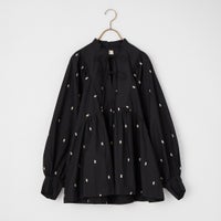 09 BLACK