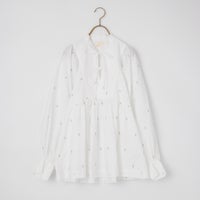 01 WHITE