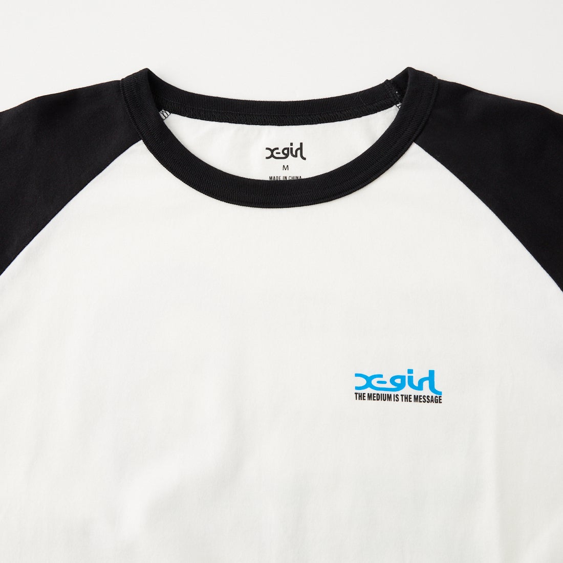 X-girl [エックスガール] サークルフェイスロゴ ビッグラグランTシャツ [105263011003] WHITE