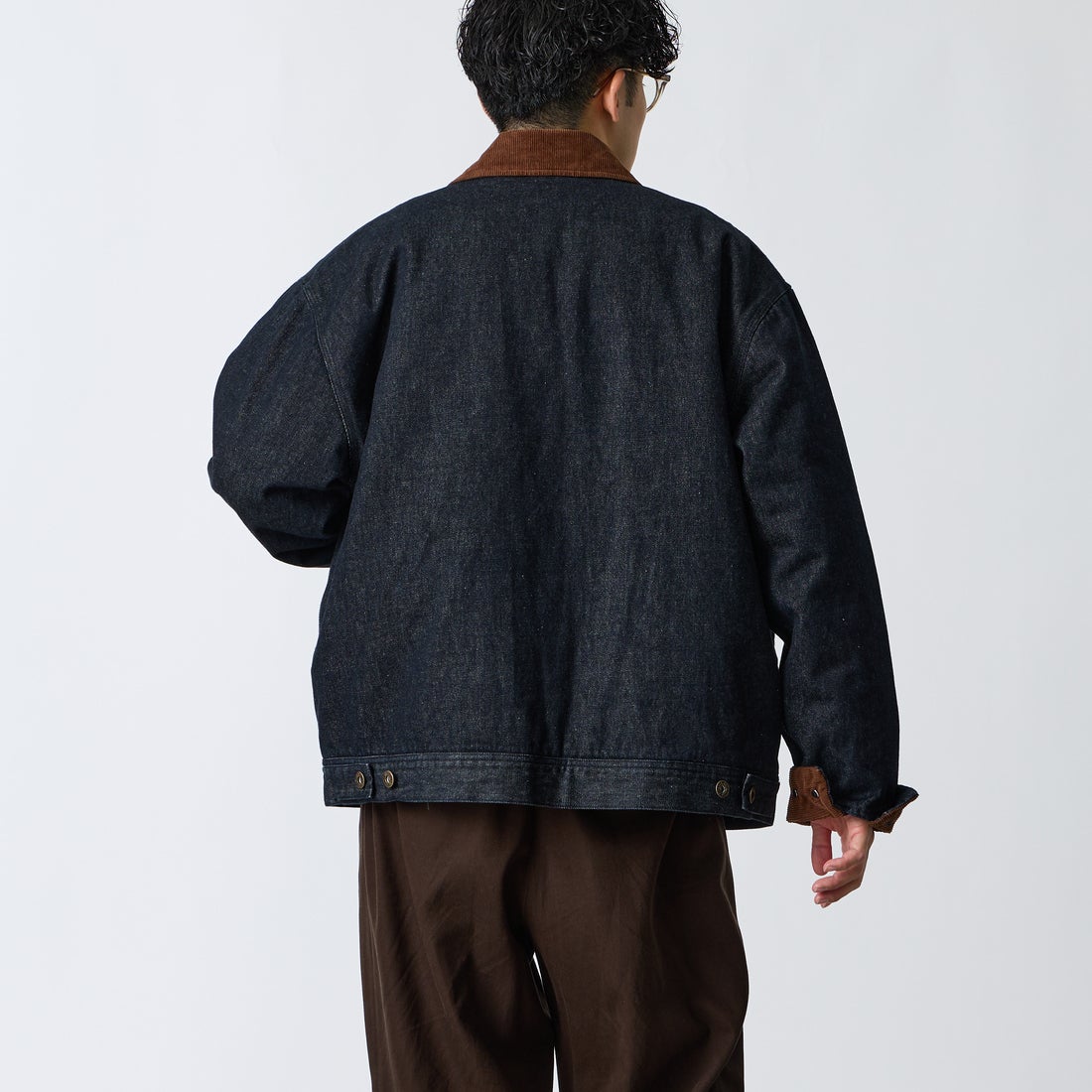 UNIVERSAL OVERALL [ユニバーサルオーバーオール] 別注 シカゴジャケット [U2633480IN-JF] BLUE &&モデル身長：168cm 着用サイズ：L&&