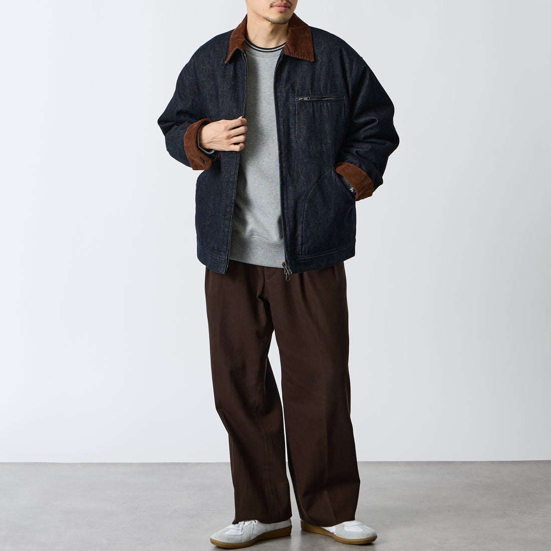 UNIVERSAL OVERALL [ユニバーサルオーバーオール] 別注 シカゴジャケット [U2633480IN-JF] BLUE &&モデル身長：168cm 着用サイズ：L&&