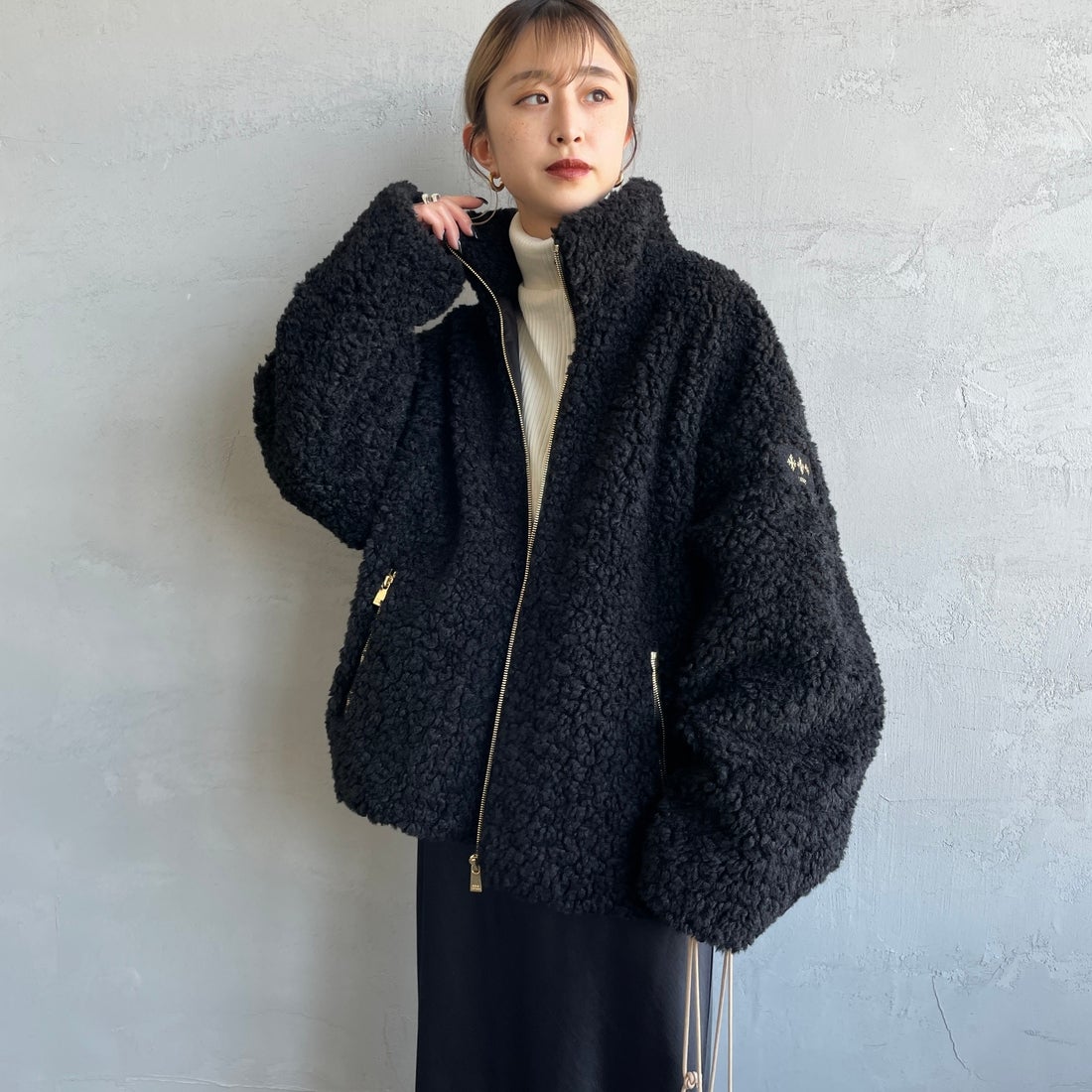 TATRAS [タトラス] LUELA/ルエラ ボアブルゾン [LCKA0041033588] BLACK &&モデル身長：150cm 着用サイズ：2&&