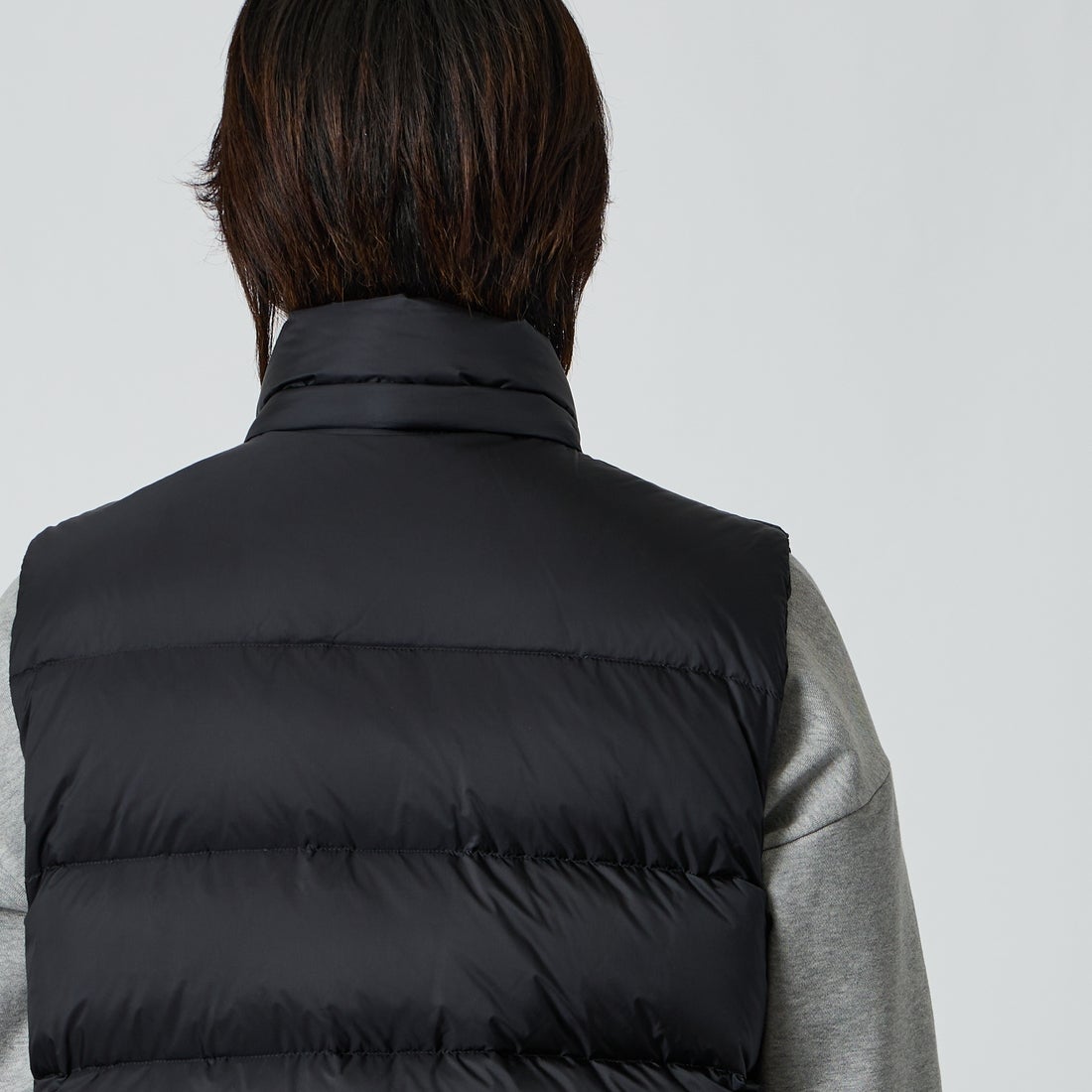 TATRAS [タトラス] POSEIDONE/ポセイドーネ ダウンベスト [MCKA0003013588] BLACK &&モデル身長：177cm 着用サイズ：4&&