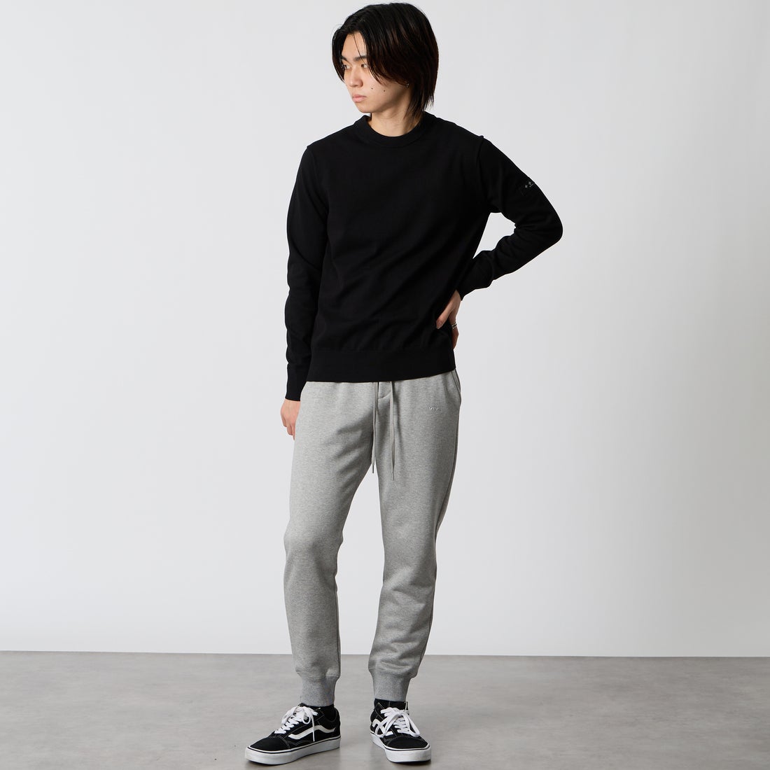TATRAS [タトラス] GRADO/グラド ニット [MCKA0324053588] BLACK &&モデル身長：177cm 着用サイズ：2&&