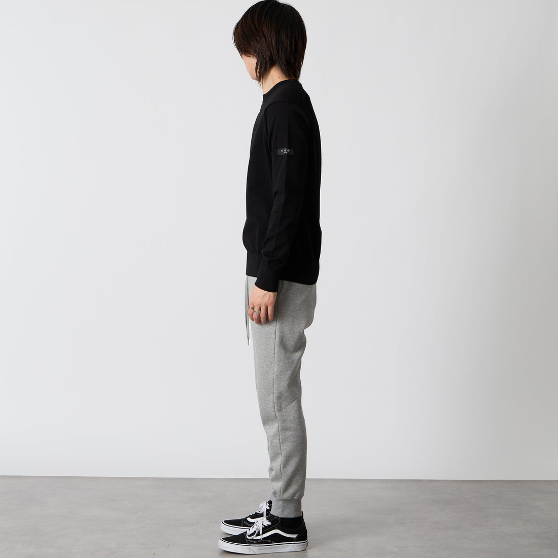 TATRAS [タトラス] GRADO/グラド ニット [MCKA0324053588] BLACK &&モデル身長：177cm 着用サイズ：2&&
