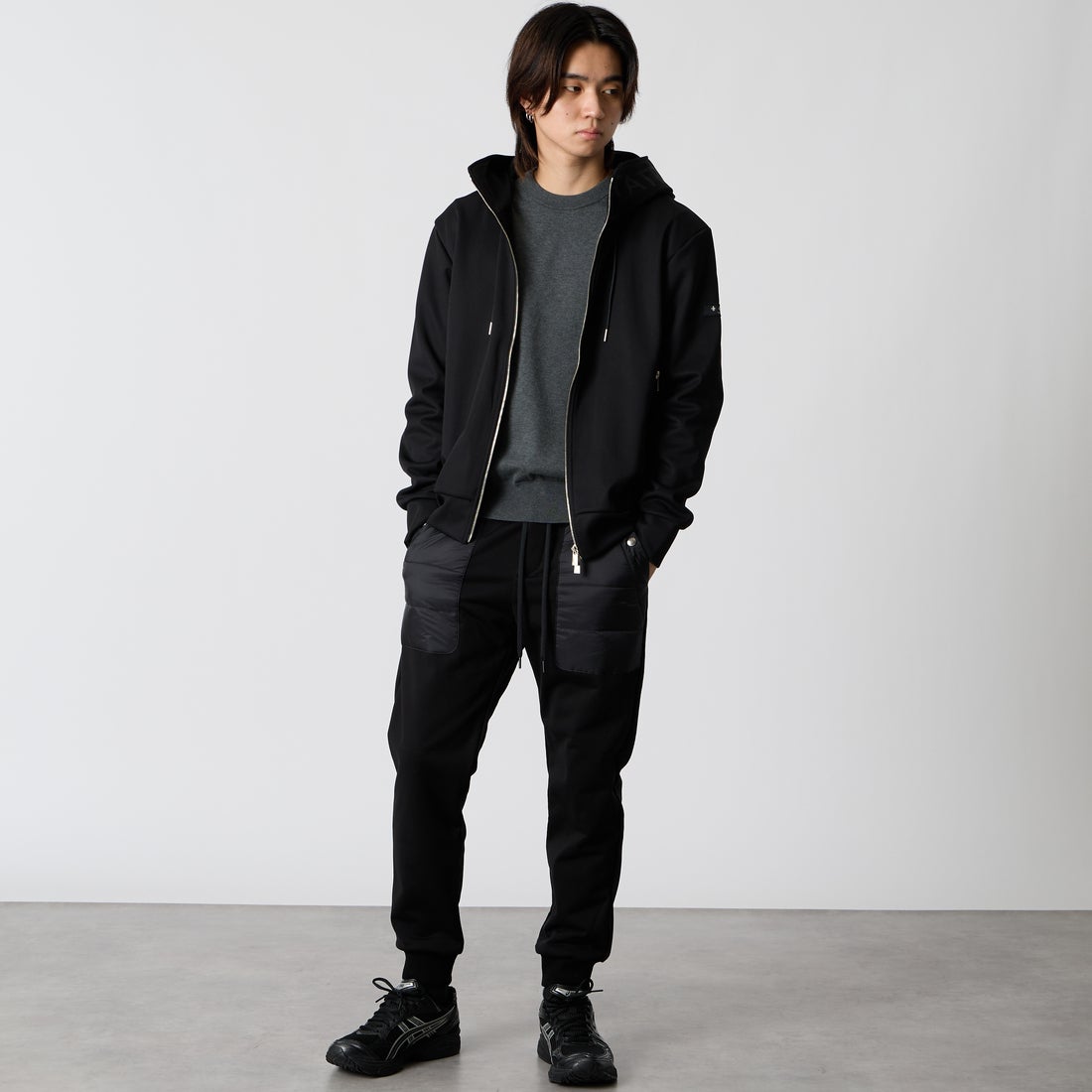 TATRAS [タトラス] BARBIO/バルビオ パーカー [MCKA0405063588] BLACK &&モデル身長：177cm 着用サイズ：2&&