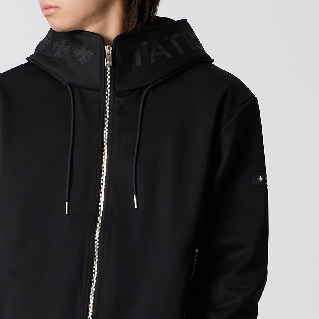 TATRAS [タトラス] BARBIO/バルビオ パーカー [MCKA0405063588] BLACK &&モデル身長：177cm 着用サイズ：2&&