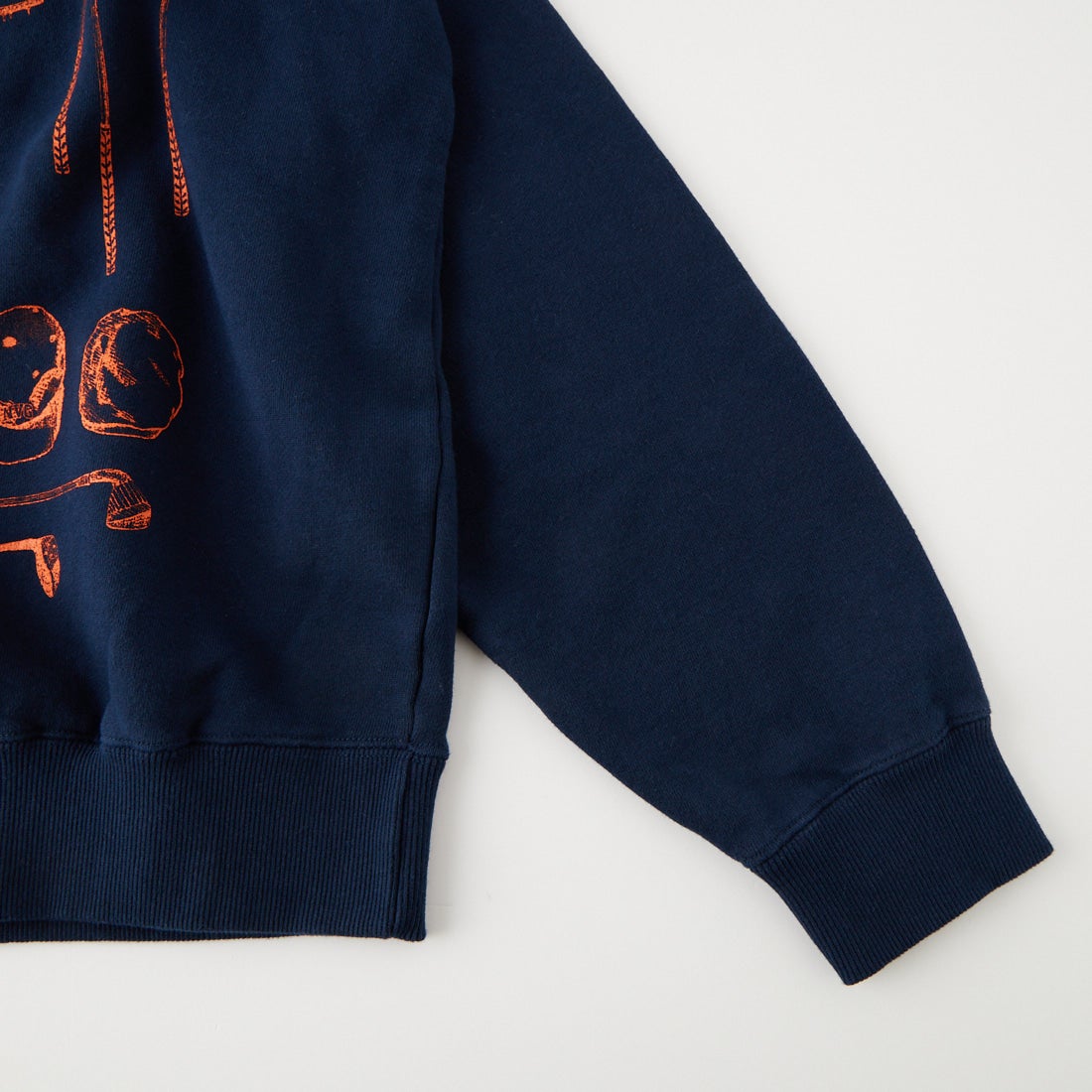 NEW VINTAGE GOLF [ニュービンテージゴルフ] Stool Print スウェットクルー [NVG-0608] NAVY