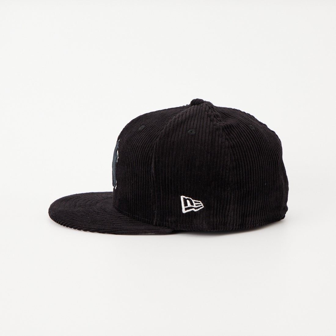 NEW ERA [ニューエラ] 59FIFTY コーデュロイ ニューヨーク・ヤンキース キャップ [15137364] BLK