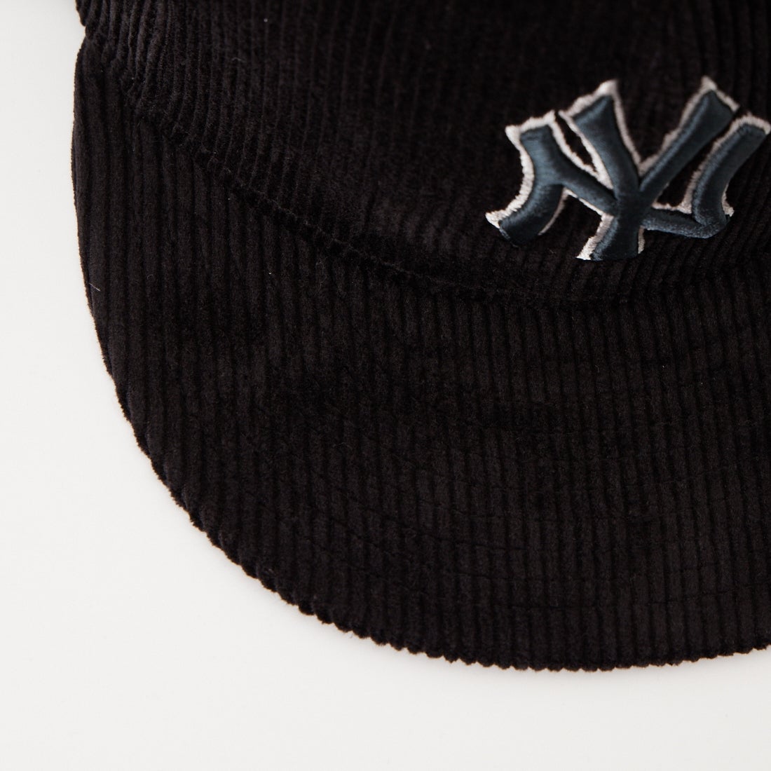 NEW ERA [ニューエラ] 59FIFTY コーデュロイ ニューヨーク・ヤンキース キャップ [15137364] BLK