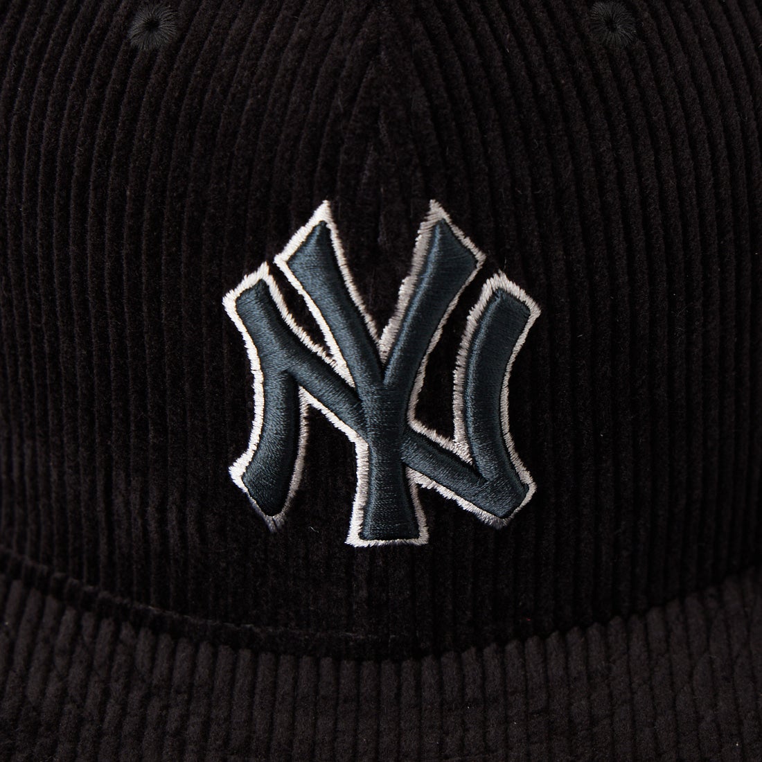 NEW ERA [ニューエラ] 59FIFTY コーデュロイ ニューヨーク・ヤンキース キャップ [15137364] BLK