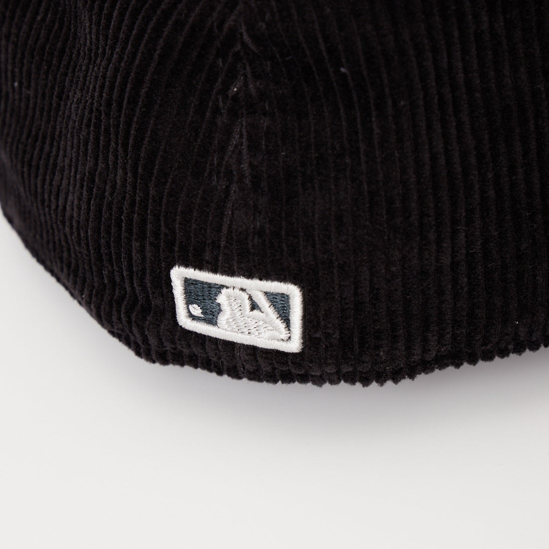 NEW ERA [ニューエラ] 59FIFTY コーデュロイ ニューヨーク・ヤンキース キャップ [15137364] BLK