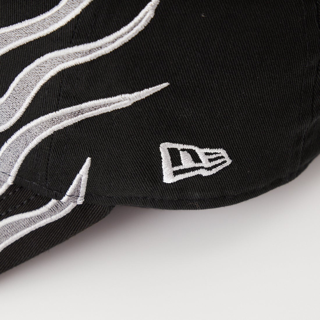 NEW ERA [ニューエラ] 9TWENTY The Flame キャップ [15137206] BLK