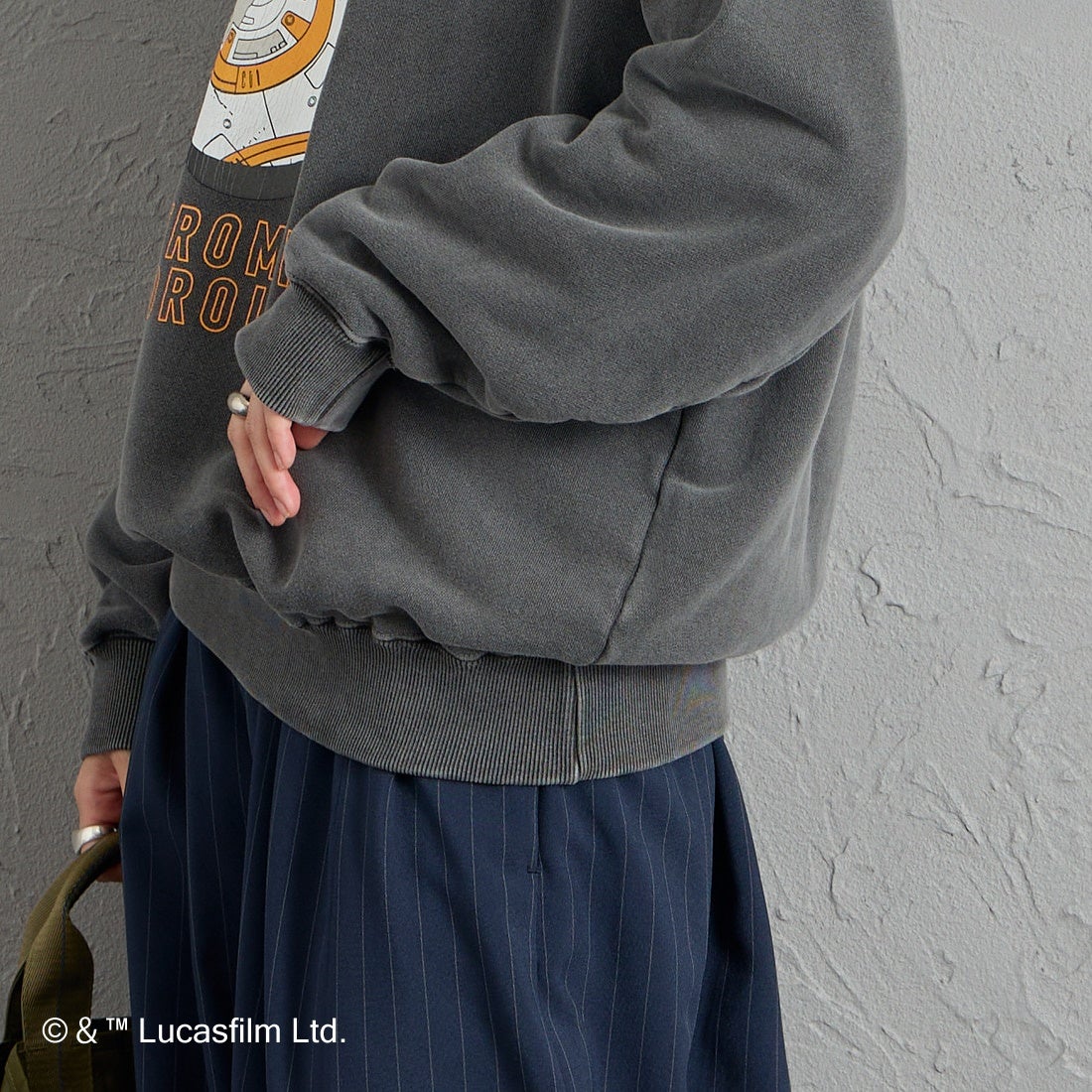 GOOD ROCK SPEED [グッドロックスピード] 別注 / STAR WARS / プリントスウェット [INTN-093-JF] CHARCOAL &&モデル身長：158cm 着用サイズ：M&&