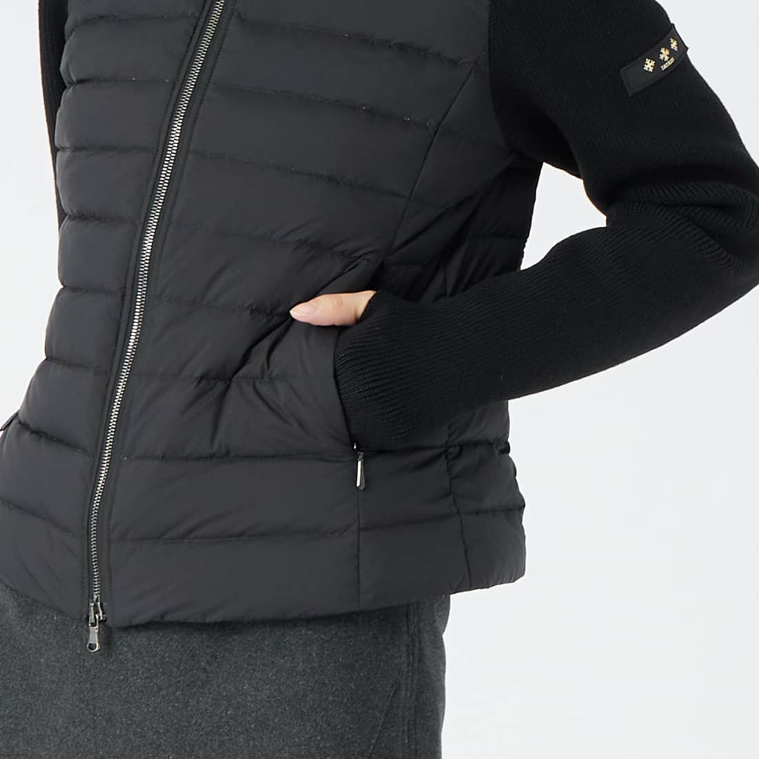 TATRAS [タトラス] GRIF グリフ ライトダウンジャケット [LCKA0030013588] BLACK &&モデル身長：162cm 着用サイズ：2&&