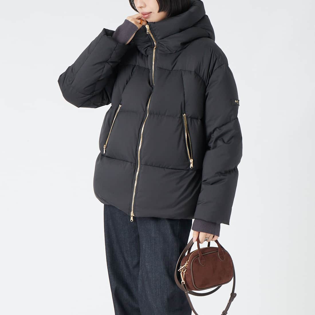 TATRAS [タトラス] GIGI ジジ ダウンジャケット [LCKA0013013588] BLACK &&モデル身長：162cm 着用サイズ：1&&