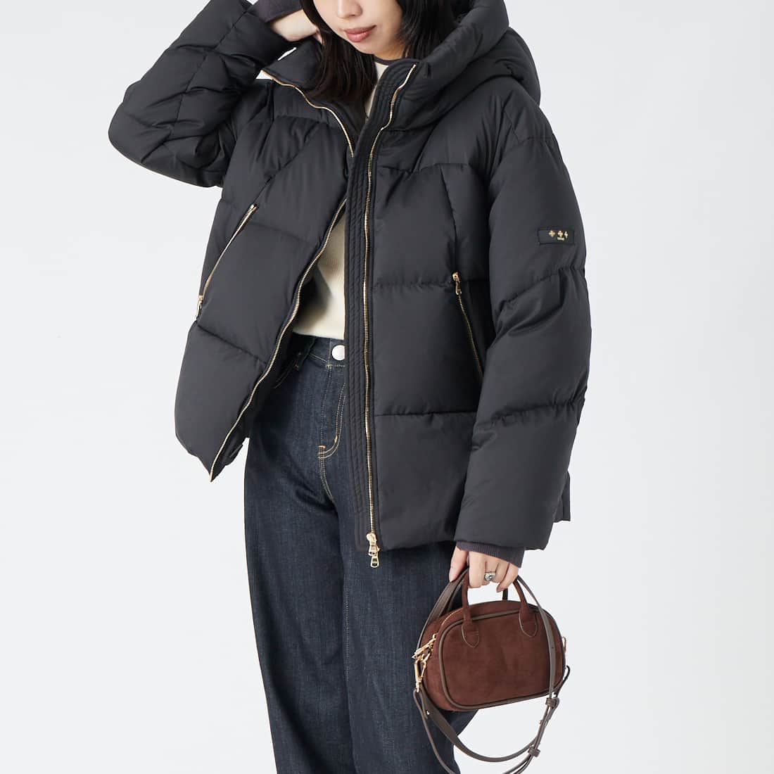 TATRAS [タトラス] GIGI ジジ ダウンジャケット [LCKA0013013588] BLACK &&モデル身長：162cm 着用サイズ：1&&