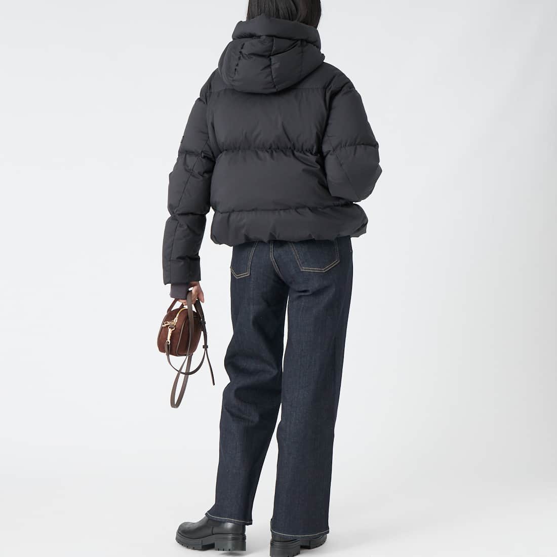 TATRAS [タトラス] GIGI ジジ ダウンジャケット [LCKA0013013588] BLACK &&モデル身長：162cm 着用サイズ：1&&