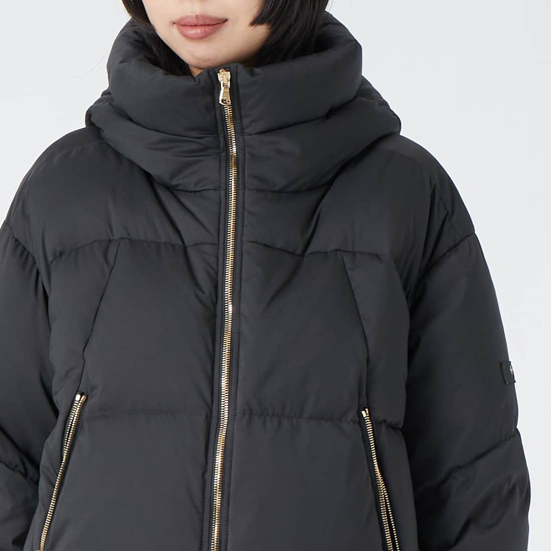 TATRAS [タトラス] GIGI ジジ ダウンジャケット [LCKA0013013588] BLACK &&モデル身長：162cm 着用サイズ：1&&