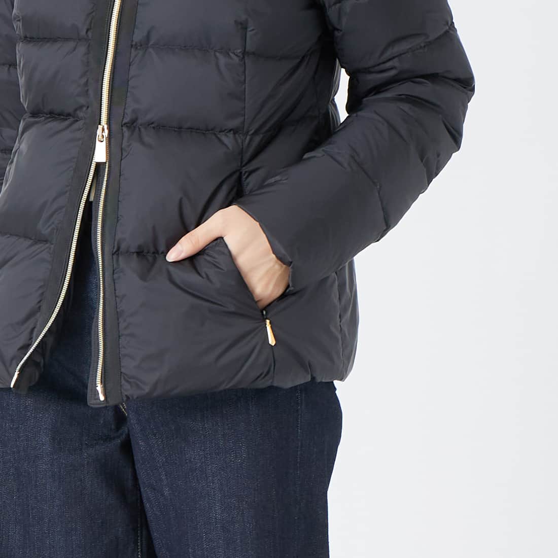 TATRAS [タトラス] BREVA ブレヴァ ライトダウンジャケット [LCKA0007013588] BLACK &&モデル身長：162cm 着用サイズ：3&&