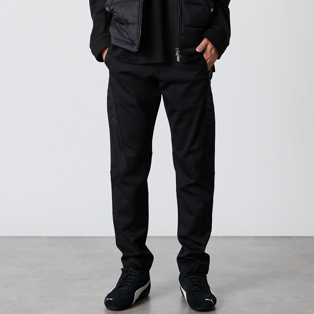 TATRAS [タトラス] MENTORO メントーロ パンツ [MCKA0855103588] BLACK &&モデル身長：175cm 着用サイズ：1&&