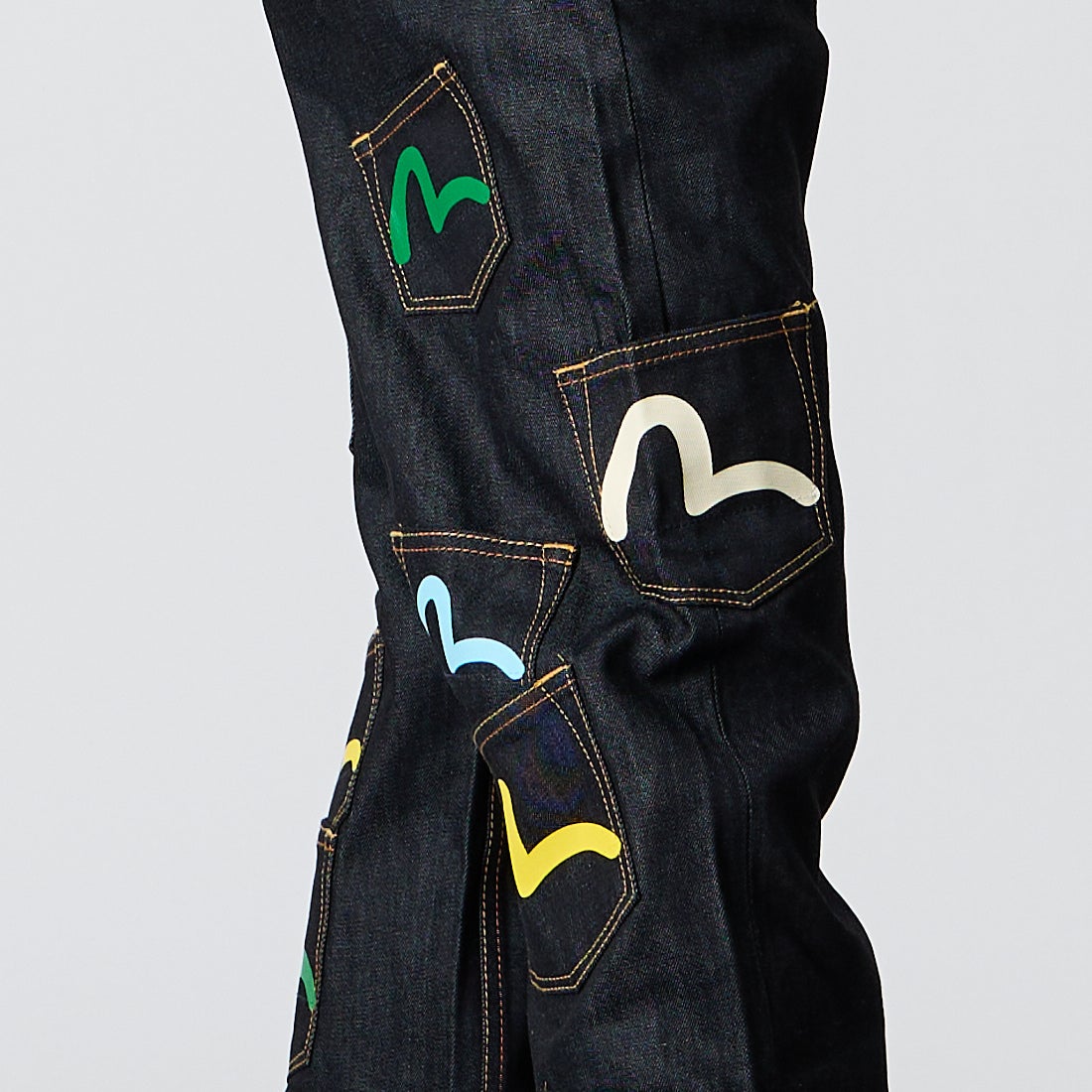 EVISU [エヴィス] マルチポケット ジーンズ [2EAHTM4JE1256] RAW INDIGO &&モデル身長：175cm 着用サイズ：30&&