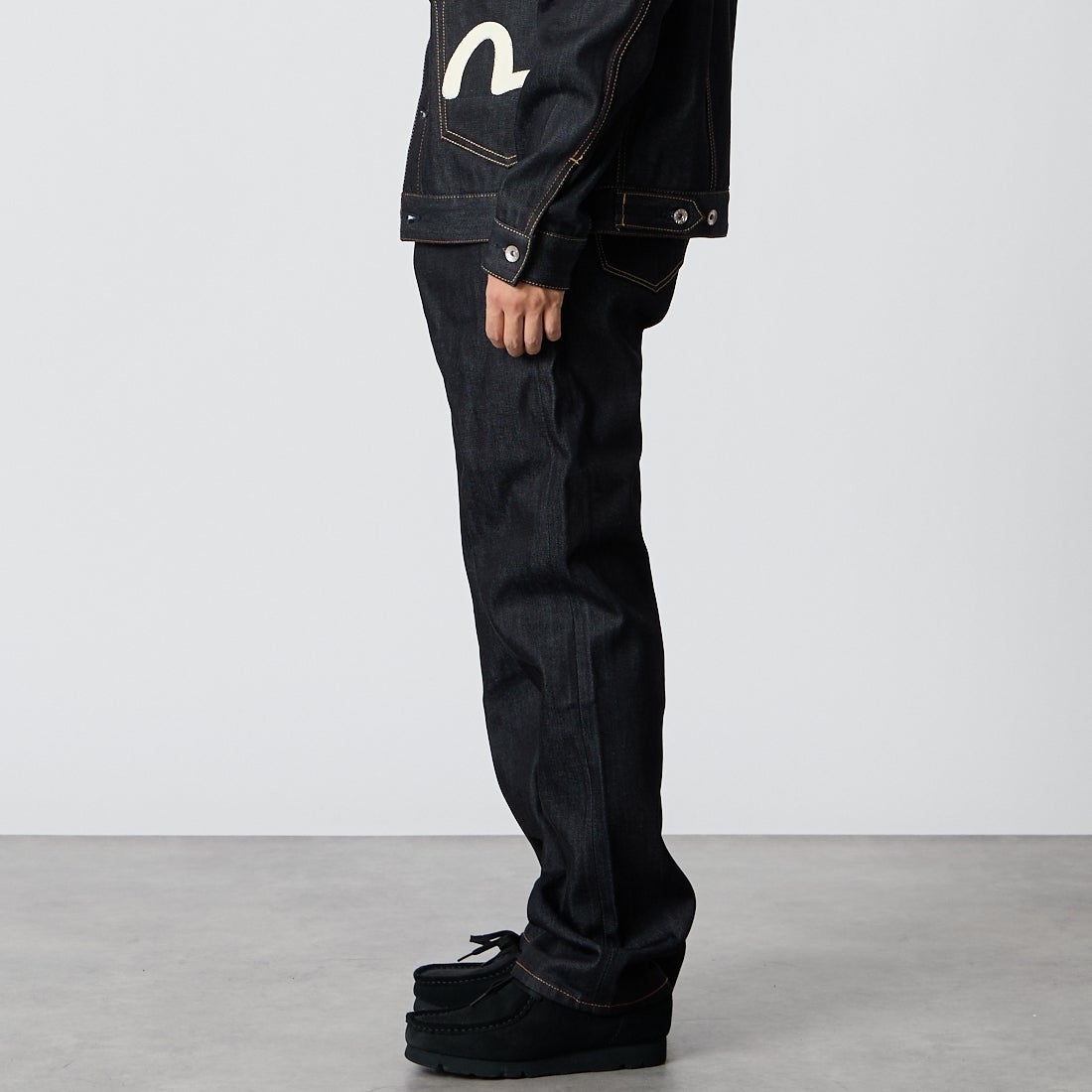 EVISU [エヴィス] カモメプリントポケット ジーンズ [2EAHTM5JE1233] RAW IND/WH &&モデル身長：175cm 着用サイズ：30&&