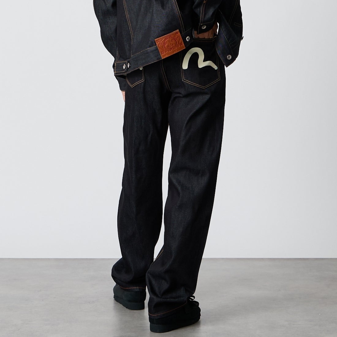 EVISU [エヴィス] カモメプリントポケット ジーンズ [2EAHTM5JE1233] RAW IND/WH &&モデル身長：175cm 着用サイズ：30&&