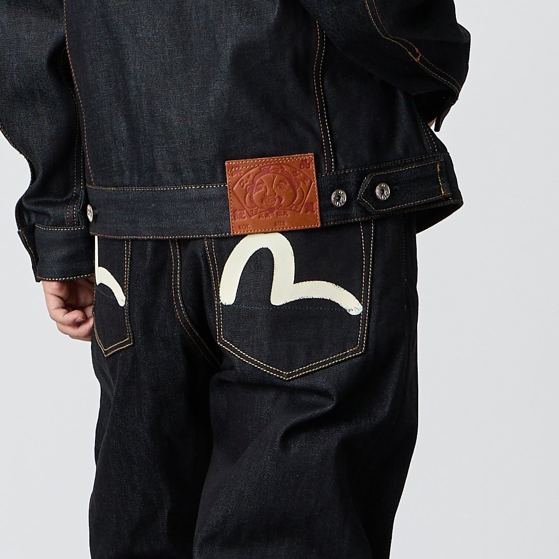EVISU [エヴィス] カモメプリントポケット ジーンズ [2EAHTM5JE1233] RAW IND/WH &&モデル身長：175cm 着用サイズ：30&&