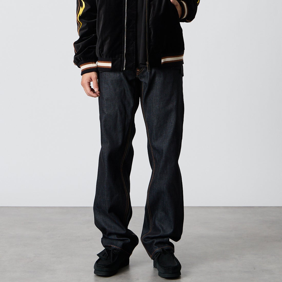 EVISU [エヴィス] カモメプリント マルチポケット デニムジャケット [2EAHTM5JK1235] RAW INDIGO &&モデル身長：175cm 着用サイズ：32&&